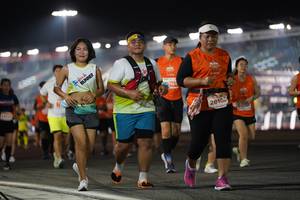 BIB: 2810
                            <button type="button" onclick="openModal(13997053)" class="btn btn-primary btn-sm float-right btn-popup" data-toggle="modal" data-target=".modal-high-quality">
                        <i class="fas fa-shopping-cart"></i> Add to Cart
                    </button>
                                            <button type="button" onclick="isThisMe(13997053, true)" class="btn btn-success btn-sm float-right btn-popup btn-isme hidden" data-toggle="tooltip" data-placement="bottom" title="นี่คือรูปของคุณใช่ไหม คลิกที่นี่เพื่อเอาเข้าอัลบั้ม">
                        <i class="fas fa-plus"></i> Add to album
                    </button>
                    <button type="button" onclick="isThisMe(13997053, false)" class="btn btn-warning btn-sm float-right btn-popup btn-isnotme hidden">
                        <i class="fas fa-ban"></i> Remove from album
                    </button>