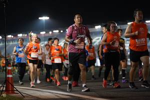 BIB: 322, 95315, 24244, 76201
                            <button type="button" onclick="openModal(14017650)" class="btn btn-primary btn-sm float-right btn-popup" data-toggle="modal" data-target=".modal-high-quality">
                        <i class="fas fa-shopping-cart"></i> Add to Cart
                    </button>
                                            <button type="button" onclick="isThisMe(14017650, true)" class="btn btn-success btn-sm float-right btn-popup btn-isme hidden" data-toggle="tooltip" data-placement="bottom" title="นี่คือรูปของคุณใช่ไหม คลิกที่นี่เพื่อเอาเข้าอัลบั้ม">
                        <i class="fas fa-plus"></i> Add to album
                    </button>
                    <button type="button" onclick="isThisMe(14017650, false)" class="btn btn-warning btn-sm float-right btn-popup btn-isnotme hidden">
                        <i class="fas fa-ban"></i> Remove from album
                    </button>