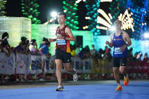 BIB: 40207, 5627
                            <button type="button" onclick="openModal(14052070)" class="btn btn-primary btn-sm float-right btn-popup" data-toggle="modal" data-target=".modal-high-quality">
                        <i class="fas fa-shopping-cart"></i> Add to Cart
                    </button>
                                            <button type="button" onclick="isThisMe(14052070, true)" class="btn btn-success btn-sm float-right btn-popup btn-isme hidden" data-toggle="tooltip" data-placement="bottom" title="นี่คือรูปของคุณใช่ไหม คลิกที่นี่เพื่อเอาเข้าอัลบั้ม">
                        <i class="fas fa-plus"></i> Add to album
                    </button>
                    <button type="button" onclick="isThisMe(14052070, false)" class="btn btn-warning btn-sm float-right btn-popup btn-isnotme hidden">
                        <i class="fas fa-ban"></i> Remove from album
                    </button>