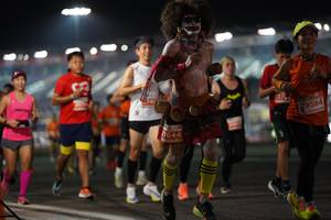 BIB: 79584, 1644
                            <button type="button" onclick="openModal(13912543)" class="btn btn-primary btn-sm float-right btn-popup" data-toggle="modal" data-target=".modal-high-quality">
                        <i class="fas fa-shopping-cart"></i> Add to Cart
                    </button>
                                            <button type="button" onclick="isThisMe(13912543, true)" class="btn btn-success btn-sm float-right btn-popup btn-isme hidden" data-toggle="tooltip" data-placement="bottom" title="นี่คือรูปของคุณใช่ไหม คลิกที่นี่เพื่อเอาเข้าอัลบั้ม">
                        <i class="fas fa-plus"></i> Add to album
                    </button>
                    <button type="button" onclick="isThisMe(13912543, false)" class="btn btn-warning btn-sm float-right btn-popup btn-isnotme hidden">
                        <i class="fas fa-ban"></i> Remove from album
                    </button>