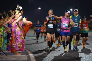 BIB: 45556, 0252, 45025, 41978
                            <button type="button" onclick="openModal(13897394)" class="btn btn-primary btn-sm float-right btn-popup" data-toggle="modal" data-target=".modal-high-quality">
                        <i class="fas fa-shopping-cart"></i> Add to Cart
                    </button>
                                            <button type="button" onclick="isThisMe(13897394, true)" class="btn btn-success btn-sm float-right btn-popup btn-isme hidden" data-toggle="tooltip" data-placement="bottom" title="นี่คือรูปของคุณใช่ไหม คลิกที่นี่เพื่อเอาเข้าอัลบั้ม">
                        <i class="fas fa-plus"></i> Add to album
                    </button>
                    <button type="button" onclick="isThisMe(13897394, false)" class="btn btn-warning btn-sm float-right btn-popup btn-isnotme hidden">
                        <i class="fas fa-ban"></i> Remove from album
                    </button>