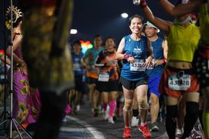 BIB: 43250
                            <button type="button" onclick="openModal(13875651)" class="btn btn-primary btn-sm float-right btn-popup" data-toggle="modal" data-target=".modal-high-quality">
                        <i class="fas fa-shopping-cart"></i> Add to Cart
                    </button>
                                            <button type="button" onclick="isThisMe(13875651, true)" class="btn btn-success btn-sm float-right btn-popup btn-isme hidden" data-toggle="tooltip" data-placement="bottom" title="นี่คือรูปของคุณใช่ไหม คลิกที่นี่เพื่อเอาเข้าอัลบั้ม">
                        <i class="fas fa-plus"></i> Add to album
                    </button>
                    <button type="button" onclick="isThisMe(13875651, false)" class="btn btn-warning btn-sm float-right btn-popup btn-isnotme hidden">
                        <i class="fas fa-ban"></i> Remove from album
                    </button>