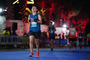 BIB: 41072
                            <button type="button" onclick="openModal(14184120)" class="btn btn-primary btn-sm float-right btn-popup" data-toggle="modal" data-target=".modal-high-quality">
                        <i class="fas fa-shopping-cart"></i> Add to Cart
                    </button>
                                            <button type="button" onclick="isThisMe(14184120, true)" class="btn btn-success btn-sm float-right btn-popup btn-isme hidden" data-toggle="tooltip" data-placement="bottom" title="นี่คือรูปของคุณใช่ไหม คลิกที่นี่เพื่อเอาเข้าอัลบั้ม">
                        <i class="fas fa-plus"></i> Add to album
                    </button>
                    <button type="button" onclick="isThisMe(14184120, false)" class="btn btn-warning btn-sm float-right btn-popup btn-isnotme hidden">
                        <i class="fas fa-ban"></i> Remove from album
                    </button>