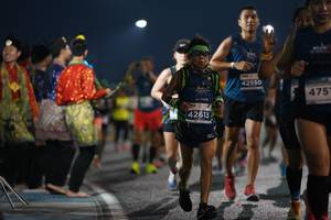 BIB: 42550, 475, 42613
                            <button type="button" onclick="openModal(13865510)" class="btn btn-primary btn-sm float-right btn-popup" data-toggle="modal" data-target=".modal-high-quality">
                        <i class="fas fa-shopping-cart"></i> Add to Cart
                    </button>
                                            <button type="button" onclick="isThisMe(13865510, true)" class="btn btn-success btn-sm float-right btn-popup btn-isme hidden" data-toggle="tooltip" data-placement="bottom" title="นี่คือรูปของคุณใช่ไหม คลิกที่นี่เพื่อเอาเข้าอัลบั้ม">
                        <i class="fas fa-plus"></i> Add to album
                    </button>
                    <button type="button" onclick="isThisMe(13865510, false)" class="btn btn-warning btn-sm float-right btn-popup btn-isnotme hidden">
                        <i class="fas fa-ban"></i> Remove from album
                    </button>