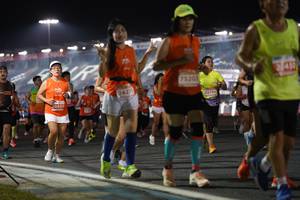 BIB: 75201, 2427, 20600, 22794
                            <button type="button" onclick="openModal(14033398)" class="btn btn-primary btn-sm float-right btn-popup" data-toggle="modal" data-target=".modal-high-quality">
                        <i class="fas fa-shopping-cart"></i> Add to Cart
                    </button>
                                            <button type="button" onclick="isThisMe(14033398, true)" class="btn btn-success btn-sm float-right btn-popup btn-isme hidden" data-toggle="tooltip" data-placement="bottom" title="นี่คือรูปของคุณใช่ไหม คลิกที่นี่เพื่อเอาเข้าอัลบั้ม">
                        <i class="fas fa-plus"></i> Add to album
                    </button>
                    <button type="button" onclick="isThisMe(14033398, false)" class="btn btn-warning btn-sm float-right btn-popup btn-isnotme hidden">
                        <i class="fas fa-ban"></i> Remove from album
                    </button>