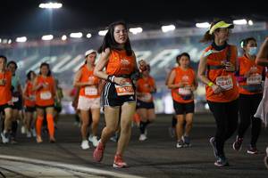 BIB: 95181, 28456, 99218
                            <button type="button" onclick="openModal(14021903)" class="btn btn-primary btn-sm float-right btn-popup" data-toggle="modal" data-target=".modal-high-quality">
                        <i class="fas fa-shopping-cart"></i> Add to Cart
                    </button>
                                            <button type="button" onclick="isThisMe(14021903, true)" class="btn btn-success btn-sm float-right btn-popup btn-isme hidden" data-toggle="tooltip" data-placement="bottom" title="นี่คือรูปของคุณใช่ไหม คลิกที่นี่เพื่อเอาเข้าอัลบั้ม">
                        <i class="fas fa-plus"></i> Add to album
                    </button>
                    <button type="button" onclick="isThisMe(14021903, false)" class="btn btn-warning btn-sm float-right btn-popup btn-isnotme hidden">
                        <i class="fas fa-ban"></i> Remove from album
                    </button>