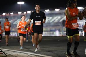 BIB: 95283, 22353
                            <button type="button" onclick="openModal(14028019)" class="btn btn-primary btn-sm float-right btn-popup" data-toggle="modal" data-target=".modal-high-quality">
                        <i class="fas fa-shopping-cart"></i> Add to Cart
                    </button>
                                            <button type="button" onclick="isThisMe(14028019, true)" class="btn btn-success btn-sm float-right btn-popup btn-isme hidden" data-toggle="tooltip" data-placement="bottom" title="นี่คือรูปของคุณใช่ไหม คลิกที่นี่เพื่อเอาเข้าอัลบั้ม">
                        <i class="fas fa-plus"></i> Add to album
                    </button>
                    <button type="button" onclick="isThisMe(14028019, false)" class="btn btn-warning btn-sm float-right btn-popup btn-isnotme hidden">
                        <i class="fas fa-ban"></i> Remove from album
                    </button>