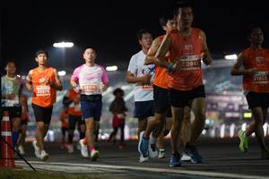 BIB: 0941, 21803, 6516, 25975
                            <button type="button" onclick="openModal(13851233)" class="btn btn-primary btn-sm float-right btn-popup" data-toggle="modal" data-target=".modal-high-quality">
                        <i class="fas fa-shopping-cart"></i> Add to Cart
                    </button>
                                            <button type="button" onclick="isThisMe(13851233, true)" class="btn btn-success btn-sm float-right btn-popup btn-isme hidden" data-toggle="tooltip" data-placement="bottom" title="นี่คือรูปของคุณใช่ไหม คลิกที่นี่เพื่อเอาเข้าอัลบั้ม">
                        <i class="fas fa-plus"></i> Add to album
                    </button>
                    <button type="button" onclick="isThisMe(13851233, false)" class="btn btn-warning btn-sm float-right btn-popup btn-isnotme hidden">
                        <i class="fas fa-ban"></i> Remove from album
                    </button>