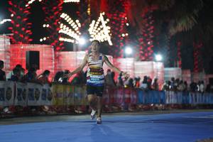 BIB: 40211
                            <button type="button" onclick="openModal(14061472)" class="btn btn-primary btn-sm float-right btn-popup" data-toggle="modal" data-target=".modal-high-quality">
                        <i class="fas fa-shopping-cart"></i> Add to Cart
                    </button>
                                            <button type="button" onclick="isThisMe(14061472, true)" class="btn btn-success btn-sm float-right btn-popup btn-isme hidden" data-toggle="tooltip" data-placement="bottom" title="นี่คือรูปของคุณใช่ไหม คลิกที่นี่เพื่อเอาเข้าอัลบั้ม">
                        <i class="fas fa-plus"></i> Add to album
                    </button>
                    <button type="button" onclick="isThisMe(14061472, false)" class="btn btn-warning btn-sm float-right btn-popup btn-isnotme hidden">
                        <i class="fas fa-ban"></i> Remove from album
                    </button>