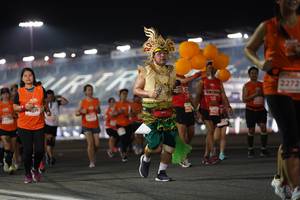 BIB: 2272
                            <button type="button" onclick="openModal(13956578)" class="btn btn-primary btn-sm float-right btn-popup" data-toggle="modal" data-target=".modal-high-quality">
                        <i class="fas fa-shopping-cart"></i> Add to Cart
                    </button>
                                            <button type="button" onclick="isThisMe(13956578, true)" class="btn btn-success btn-sm float-right btn-popup btn-isme hidden" data-toggle="tooltip" data-placement="bottom" title="นี่คือรูปของคุณใช่ไหม คลิกที่นี่เพื่อเอาเข้าอัลบั้ม">
                        <i class="fas fa-plus"></i> Add to album
                    </button>
                    <button type="button" onclick="isThisMe(13956578, false)" class="btn btn-warning btn-sm float-right btn-popup btn-isnotme hidden">
                        <i class="fas fa-ban"></i> Remove from album
                    </button>