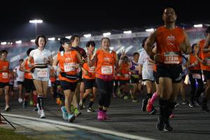 BIB: 27235, 235, 204, 28711, 225, 23148
                            <button type="button" onclick="openModal(14001992)" class="btn btn-primary btn-sm float-right btn-popup" data-toggle="modal" data-target=".modal-high-quality">
                        <i class="fas fa-shopping-cart"></i> Add to Cart
                    </button>
                                            <button type="button" onclick="isThisMe(14001992, true)" class="btn btn-success btn-sm float-right btn-popup btn-isme hidden" data-toggle="tooltip" data-placement="bottom" title="นี่คือรูปของคุณใช่ไหม คลิกที่นี่เพื่อเอาเข้าอัลบั้ม">
                        <i class="fas fa-plus"></i> Add to album
                    </button>
                    <button type="button" onclick="isThisMe(14001992, false)" class="btn btn-warning btn-sm float-right btn-popup btn-isnotme hidden">
                        <i class="fas fa-ban"></i> Remove from album
                    </button>