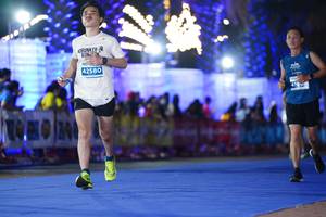 BIB: 42580
                            <button type="button" onclick="openModal(14075411)" class="btn btn-primary btn-sm float-right btn-popup" data-toggle="modal" data-target=".modal-high-quality">
                        <i class="fas fa-shopping-cart"></i> Add to Cart
                    </button>
                                            <button type="button" onclick="isThisMe(14075411, true)" class="btn btn-success btn-sm float-right btn-popup btn-isme hidden" data-toggle="tooltip" data-placement="bottom" title="นี่คือรูปของคุณใช่ไหม คลิกที่นี่เพื่อเอาเข้าอัลบั้ม">
                        <i class="fas fa-plus"></i> Add to album
                    </button>
                    <button type="button" onclick="isThisMe(14075411, false)" class="btn btn-warning btn-sm float-right btn-popup btn-isnotme hidden">
                        <i class="fas fa-ban"></i> Remove from album
                    </button>