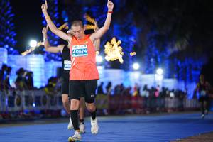 BIB: 40674, 950
                            <button type="button" onclick="openModal(14194082)" class="btn btn-primary btn-sm float-right btn-popup" data-toggle="modal" data-target=".modal-high-quality">
                        <i class="fas fa-shopping-cart"></i> Add to Cart
                    </button>
                                            <button type="button" onclick="isThisMe(14194082, true)" class="btn btn-success btn-sm float-right btn-popup btn-isme hidden" data-toggle="tooltip" data-placement="bottom" title="นี่คือรูปของคุณใช่ไหม คลิกที่นี่เพื่อเอาเข้าอัลบั้ม">
                        <i class="fas fa-plus"></i> Add to album
                    </button>
                    <button type="button" onclick="isThisMe(14194082, false)" class="btn btn-warning btn-sm float-right btn-popup btn-isnotme hidden">
                        <i class="fas fa-ban"></i> Remove from album
                    </button>