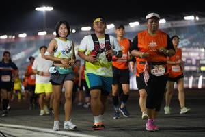 BIB: 2924, 1964, 2810
                            <button type="button" onclick="openModal(13997479)" class="btn btn-primary btn-sm float-right btn-popup" data-toggle="modal" data-target=".modal-high-quality">
                        <i class="fas fa-shopping-cart"></i> Add to Cart
                    </button>
                                            <button type="button" onclick="isThisMe(13997479, true)" class="btn btn-success btn-sm float-right btn-popup btn-isme hidden" data-toggle="tooltip" data-placement="bottom" title="นี่คือรูปของคุณใช่ไหม คลิกที่นี่เพื่อเอาเข้าอัลบั้ม">
                        <i class="fas fa-plus"></i> Add to album
                    </button>
                    <button type="button" onclick="isThisMe(13997479, false)" class="btn btn-warning btn-sm float-right btn-popup btn-isnotme hidden">
                        <i class="fas fa-ban"></i> Remove from album
                    </button>