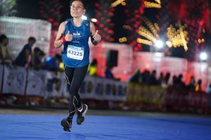 BIB: 43225
                            <button type="button" onclick="openModal(14206113)" class="btn btn-primary btn-sm float-right btn-popup" data-toggle="modal" data-target=".modal-high-quality">
                        <i class="fas fa-shopping-cart"></i> Add to Cart
                    </button>
                                            <button type="button" onclick="isThisMe(14206113, true)" class="btn btn-success btn-sm float-right btn-popup btn-isme hidden" data-toggle="tooltip" data-placement="bottom" title="นี่คือรูปของคุณใช่ไหม คลิกที่นี่เพื่อเอาเข้าอัลบั้ม">
                        <i class="fas fa-plus"></i> Add to album
                    </button>
                    <button type="button" onclick="isThisMe(14206113, false)" class="btn btn-warning btn-sm float-right btn-popup btn-isnotme hidden">
                        <i class="fas fa-ban"></i> Remove from album
                    </button>