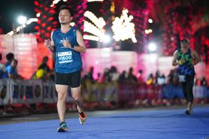 BIB: 41600
                            <button type="button" onclick="openModal(14101523)" class="btn btn-primary btn-sm float-right btn-popup" data-toggle="modal" data-target=".modal-high-quality">
                        <i class="fas fa-shopping-cart"></i> Add to Cart
                    </button>
                                            <button type="button" onclick="isThisMe(14101523, true)" class="btn btn-success btn-sm float-right btn-popup btn-isme hidden" data-toggle="tooltip" data-placement="bottom" title="นี่คือรูปของคุณใช่ไหม คลิกที่นี่เพื่อเอาเข้าอัลบั้ม">
                        <i class="fas fa-plus"></i> Add to album
                    </button>
                    <button type="button" onclick="isThisMe(14101523, false)" class="btn btn-warning btn-sm float-right btn-popup btn-isnotme hidden">
                        <i class="fas fa-ban"></i> Remove from album
                    </button>