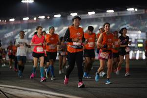 BIB: 28621, 92209
                            <button type="button" onclick="openModal(13952248)" class="btn btn-primary btn-sm float-right btn-popup" data-toggle="modal" data-target=".modal-high-quality">
                        <i class="fas fa-shopping-cart"></i> Add to Cart
                    </button>
                                            <button type="button" onclick="isThisMe(13952248, true)" class="btn btn-success btn-sm float-right btn-popup btn-isme hidden" data-toggle="tooltip" data-placement="bottom" title="นี่คือรูปของคุณใช่ไหม คลิกที่นี่เพื่อเอาเข้าอัลบั้ม">
                        <i class="fas fa-plus"></i> Add to album
                    </button>
                    <button type="button" onclick="isThisMe(13952248, false)" class="btn btn-warning btn-sm float-right btn-popup btn-isnotme hidden">
                        <i class="fas fa-ban"></i> Remove from album
                    </button>