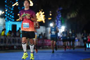 BIB: 46400
                            <button type="button" onclick="openModal(14235294)" class="btn btn-primary btn-sm float-right btn-popup" data-toggle="modal" data-target=".modal-high-quality">
                        <i class="fas fa-shopping-cart"></i> Add to Cart
                    </button>
                                            <button type="button" onclick="isThisMe(14235294, true)" class="btn btn-success btn-sm float-right btn-popup btn-isme hidden" data-toggle="tooltip" data-placement="bottom" title="นี่คือรูปของคุณใช่ไหม คลิกที่นี่เพื่อเอาเข้าอัลบั้ม">
                        <i class="fas fa-plus"></i> Add to album
                    </button>
                    <button type="button" onclick="isThisMe(14235294, false)" class="btn btn-warning btn-sm float-right btn-popup btn-isnotme hidden">
                        <i class="fas fa-ban"></i> Remove from album
                    </button>