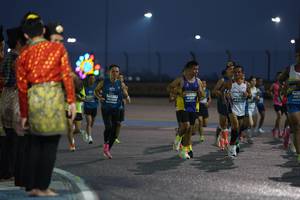 BIB: 461, 4168, 14641, 46569
                            <button type="button" onclick="openModal(13842489)" class="btn btn-primary btn-sm float-right btn-popup" data-toggle="modal" data-target=".modal-high-quality">
                        <i class="fas fa-shopping-cart"></i> Add to Cart
                    </button>
                                            <button type="button" onclick="isThisMe(13842489, true)" class="btn btn-success btn-sm float-right btn-popup btn-isme hidden" data-toggle="tooltip" data-placement="bottom" title="นี่คือรูปของคุณใช่ไหม คลิกที่นี่เพื่อเอาเข้าอัลบั้ม">
                        <i class="fas fa-plus"></i> Add to album
                    </button>
                    <button type="button" onclick="isThisMe(13842489, false)" class="btn btn-warning btn-sm float-right btn-popup btn-isnotme hidden">
                        <i class="fas fa-ban"></i> Remove from album
                    </button>