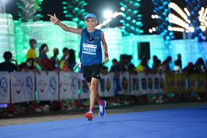 BIB: 40329
                            <button type="button" onclick="openModal(15370505)" class="btn btn-primary btn-sm float-right btn-popup" data-toggle="modal" data-target=".modal-high-quality">
                        <i class="fas fa-shopping-cart"></i> Add to Cart
                    </button>
                                            <button type="button" onclick="isThisMe(15370505, true)" class="btn btn-success btn-sm float-right btn-popup btn-isme hidden" data-toggle="tooltip" data-placement="bottom" title="นี่คือรูปของคุณใช่ไหม คลิกที่นี่เพื่อเอาเข้าอัลบั้ม">
                        <i class="fas fa-plus"></i> Add to album
                    </button>
                    <button type="button" onclick="isThisMe(15370505, false)" class="btn btn-warning btn-sm float-right btn-popup btn-isnotme hidden">
                        <i class="fas fa-ban"></i> Remove from album
                    </button>