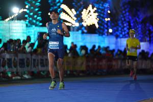 BIB: 46001
                            <button type="button" onclick="openModal(15365739)" class="btn btn-primary btn-sm float-right btn-popup" data-toggle="modal" data-target=".modal-high-quality">
                        <i class="fas fa-shopping-cart"></i> Add to Cart
                    </button>
                                            <button type="button" onclick="isThisMe(15365739, true)" class="btn btn-success btn-sm float-right btn-popup btn-isme hidden" data-toggle="tooltip" data-placement="bottom" title="นี่คือรูปของคุณใช่ไหม คลิกที่นี่เพื่อเอาเข้าอัลบั้ม">
                        <i class="fas fa-plus"></i> Add to album
                    </button>
                    <button type="button" onclick="isThisMe(15365739, false)" class="btn btn-warning btn-sm float-right btn-popup btn-isnotme hidden">
                        <i class="fas fa-ban"></i> Remove from album
                    </button>