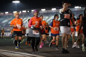 BIB: 20353, 28267
                            <button type="button" onclick="openModal(14024330)" class="btn btn-primary btn-sm float-right btn-popup" data-toggle="modal" data-target=".modal-high-quality">
                        <i class="fas fa-shopping-cart"></i> Add to Cart
                    </button>
                                            <button type="button" onclick="isThisMe(14024330, true)" class="btn btn-success btn-sm float-right btn-popup btn-isme hidden" data-toggle="tooltip" data-placement="bottom" title="นี่คือรูปของคุณใช่ไหม คลิกที่นี่เพื่อเอาเข้าอัลบั้ม">
                        <i class="fas fa-plus"></i> Add to album
                    </button>
                    <button type="button" onclick="isThisMe(14024330, false)" class="btn btn-warning btn-sm float-right btn-popup btn-isnotme hidden">
                        <i class="fas fa-ban"></i> Remove from album
                    </button>