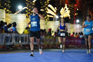 BIB: 41844, 568
                            <button type="button" onclick="openModal(14095207)" class="btn btn-primary btn-sm float-right btn-popup" data-toggle="modal" data-target=".modal-high-quality">
                        <i class="fas fa-shopping-cart"></i> Add to Cart
                    </button>
                                            <button type="button" onclick="isThisMe(14095207, true)" class="btn btn-success btn-sm float-right btn-popup btn-isme hidden" data-toggle="tooltip" data-placement="bottom" title="นี่คือรูปของคุณใช่ไหม คลิกที่นี่เพื่อเอาเข้าอัลบั้ม">
                        <i class="fas fa-plus"></i> Add to album
                    </button>
                    <button type="button" onclick="isThisMe(14095207, false)" class="btn btn-warning btn-sm float-right btn-popup btn-isnotme hidden">
                        <i class="fas fa-ban"></i> Remove from album
                    </button>