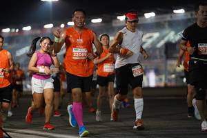 BIB: 22089, 2905
                            <button type="button" onclick="openModal(13917910)" class="btn btn-primary btn-sm float-right btn-popup" data-toggle="modal" data-target=".modal-high-quality">
                        <i class="fas fa-shopping-cart"></i> Add to Cart
                    </button>
                                            <button type="button" onclick="isThisMe(13917910, true)" class="btn btn-success btn-sm float-right btn-popup btn-isme hidden" data-toggle="tooltip" data-placement="bottom" title="นี่คือรูปของคุณใช่ไหม คลิกที่นี่เพื่อเอาเข้าอัลบั้ม">
                        <i class="fas fa-plus"></i> Add to album
                    </button>
                    <button type="button" onclick="isThisMe(13917910, false)" class="btn btn-warning btn-sm float-right btn-popup btn-isnotme hidden">
                        <i class="fas fa-ban"></i> Remove from album
                    </button>