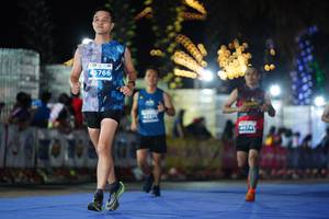 BIB: 5766
                            <button type="button" onclick="openModal(14224871)" class="btn btn-primary btn-sm float-right btn-popup" data-toggle="modal" data-target=".modal-high-quality">
                        <i class="fas fa-shopping-cart"></i> Add to Cart
                    </button>
                                            <button type="button" onclick="isThisMe(14224871, true)" class="btn btn-success btn-sm float-right btn-popup btn-isme hidden" data-toggle="tooltip" data-placement="bottom" title="นี่คือรูปของคุณใช่ไหม คลิกที่นี่เพื่อเอาเข้าอัลบั้ม">
                        <i class="fas fa-plus"></i> Add to album
                    </button>
                    <button type="button" onclick="isThisMe(14224871, false)" class="btn btn-warning btn-sm float-right btn-popup btn-isnotme hidden">
                        <i class="fas fa-ban"></i> Remove from album
                    </button>