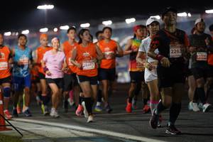 BIB: 22626, 2044, 28463
                            <button type="button" onclick="openModal(13975107)" class="btn btn-primary btn-sm float-right btn-popup" data-toggle="modal" data-target=".modal-high-quality">
                        <i class="fas fa-shopping-cart"></i> Add to Cart
                    </button>
                                            <button type="button" onclick="isThisMe(13975107, true)" class="btn btn-success btn-sm float-right btn-popup btn-isme hidden" data-toggle="tooltip" data-placement="bottom" title="นี่คือรูปของคุณใช่ไหม คลิกที่นี่เพื่อเอาเข้าอัลบั้ม">
                        <i class="fas fa-plus"></i> Add to album
                    </button>
                    <button type="button" onclick="isThisMe(13975107, false)" class="btn btn-warning btn-sm float-right btn-popup btn-isnotme hidden">
                        <i class="fas fa-ban"></i> Remove from album
                    </button>