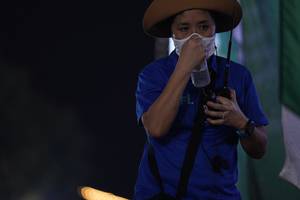 BIB: 
                            <button type="button" onclick="openModal(14033861)" class="btn btn-primary btn-sm float-right btn-popup" data-toggle="modal" data-target=".modal-high-quality">
                        <i class="fas fa-shopping-cart"></i> Add to Cart
                    </button>
                                            <button type="button" onclick="isThisMe(14033861, true)" class="btn btn-success btn-sm float-right btn-popup btn-isme hidden" data-toggle="tooltip" data-placement="bottom" title="นี่คือรูปของคุณใช่ไหม คลิกที่นี่เพื่อเอาเข้าอัลบั้ม">
                        <i class="fas fa-plus"></i> Add to album
                    </button>
                    <button type="button" onclick="isThisMe(14033861, false)" class="btn btn-warning btn-sm float-right btn-popup btn-isnotme hidden">
                        <i class="fas fa-ban"></i> Remove from album
                    </button>