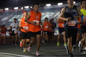 BIB: 27052, 20804
                            <button type="button" onclick="openModal(13925576)" class="btn btn-primary btn-sm float-right btn-popup" data-toggle="modal" data-target=".modal-high-quality">
                        <i class="fas fa-shopping-cart"></i> Add to Cart
                    </button>
                                            <button type="button" onclick="isThisMe(13925576, true)" class="btn btn-success btn-sm float-right btn-popup btn-isme hidden" data-toggle="tooltip" data-placement="bottom" title="นี่คือรูปของคุณใช่ไหม คลิกที่นี่เพื่อเอาเข้าอัลบั้ม">
                        <i class="fas fa-plus"></i> Add to album
                    </button>
                    <button type="button" onclick="isThisMe(13925576, false)" class="btn btn-warning btn-sm float-right btn-popup btn-isnotme hidden">
                        <i class="fas fa-ban"></i> Remove from album
                    </button>