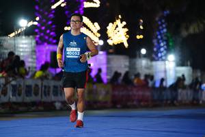 BIB: 40052
                            <button type="button" onclick="openModal(14223937)" class="btn btn-primary btn-sm float-right btn-popup" data-toggle="modal" data-target=".modal-high-quality">
                        <i class="fas fa-shopping-cart"></i> Add to Cart
                    </button>
                                            <button type="button" onclick="isThisMe(14223937, true)" class="btn btn-success btn-sm float-right btn-popup btn-isme hidden" data-toggle="tooltip" data-placement="bottom" title="นี่คือรูปของคุณใช่ไหม คลิกที่นี่เพื่อเอาเข้าอัลบั้ม">
                        <i class="fas fa-plus"></i> Add to album
                    </button>
                    <button type="button" onclick="isThisMe(14223937, false)" class="btn btn-warning btn-sm float-right btn-popup btn-isnotme hidden">
                        <i class="fas fa-ban"></i> Remove from album
                    </button>