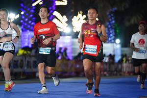 BIB: 0719, 46955, 42709, 40200
                            <button type="button" onclick="openModal(14246590)" class="btn btn-primary btn-sm float-right btn-popup" data-toggle="modal" data-target=".modal-high-quality">
                        <i class="fas fa-shopping-cart"></i> Add to Cart
                    </button>
                                            <button type="button" onclick="isThisMe(14246590, true)" class="btn btn-success btn-sm float-right btn-popup btn-isme hidden" data-toggle="tooltip" data-placement="bottom" title="นี่คือรูปของคุณใช่ไหม คลิกที่นี่เพื่อเอาเข้าอัลบั้ม">
                        <i class="fas fa-plus"></i> Add to album
                    </button>
                    <button type="button" onclick="isThisMe(14246590, false)" class="btn btn-warning btn-sm float-right btn-popup btn-isnotme hidden">
                        <i class="fas fa-ban"></i> Remove from album
                    </button>