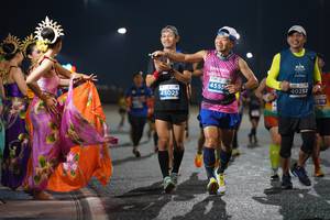 BIB: 4555, 40252, 45025, 1978
                            <button type="button" onclick="openModal(13897439)" class="btn btn-primary btn-sm float-right btn-popup" data-toggle="modal" data-target=".modal-high-quality">
                        <i class="fas fa-shopping-cart"></i> Add to Cart
                    </button>
                                            <button type="button" onclick="isThisMe(13897439, true)" class="btn btn-success btn-sm float-right btn-popup btn-isme hidden" data-toggle="tooltip" data-placement="bottom" title="นี่คือรูปของคุณใช่ไหม คลิกที่นี่เพื่อเอาเข้าอัลบั้ม">
                        <i class="fas fa-plus"></i> Add to album
                    </button>
                    <button type="button" onclick="isThisMe(13897439, false)" class="btn btn-warning btn-sm float-right btn-popup btn-isnotme hidden">
                        <i class="fas fa-ban"></i> Remove from album
                    </button>