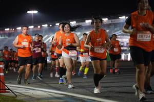 BIB: 28724, 100, 29727, 23455
                            <button type="button" onclick="openModal(13862594)" class="btn btn-primary btn-sm float-right btn-popup" data-toggle="modal" data-target=".modal-high-quality">
                        <i class="fas fa-shopping-cart"></i> Add to Cart
                    </button>
                                            <button type="button" onclick="isThisMe(13862594, true)" class="btn btn-success btn-sm float-right btn-popup btn-isme hidden" data-toggle="tooltip" data-placement="bottom" title="นี่คือรูปของคุณใช่ไหม คลิกที่นี่เพื่อเอาเข้าอัลบั้ม">
                        <i class="fas fa-plus"></i> Add to album
                    </button>
                    <button type="button" onclick="isThisMe(13862594, false)" class="btn btn-warning btn-sm float-right btn-popup btn-isnotme hidden">
                        <i class="fas fa-ban"></i> Remove from album
                    </button>