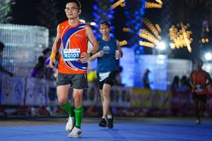 BIB: 40105
                            <button type="button" onclick="openModal(14252656)" class="btn btn-primary btn-sm float-right btn-popup" data-toggle="modal" data-target=".modal-high-quality">
                        <i class="fas fa-shopping-cart"></i> Add to Cart
                    </button>
                                            <button type="button" onclick="isThisMe(14252656, true)" class="btn btn-success btn-sm float-right btn-popup btn-isme hidden" data-toggle="tooltip" data-placement="bottom" title="นี่คือรูปของคุณใช่ไหม คลิกที่นี่เพื่อเอาเข้าอัลบั้ม">
                        <i class="fas fa-plus"></i> Add to album
                    </button>
                    <button type="button" onclick="isThisMe(14252656, false)" class="btn btn-warning btn-sm float-right btn-popup btn-isnotme hidden">
                        <i class="fas fa-ban"></i> Remove from album
                    </button>