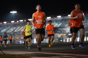 BIB: 594, 26382, 4889
                            <button type="button" onclick="openModal(13866868)" class="btn btn-primary btn-sm float-right btn-popup" data-toggle="modal" data-target=".modal-high-quality">
                        <i class="fas fa-shopping-cart"></i> Add to Cart
                    </button>
                                            <button type="button" onclick="isThisMe(13866868, true)" class="btn btn-success btn-sm float-right btn-popup btn-isme hidden" data-toggle="tooltip" data-placement="bottom" title="นี่คือรูปของคุณใช่ไหม คลิกที่นี่เพื่อเอาเข้าอัลบั้ม">
                        <i class="fas fa-plus"></i> Add to album
                    </button>
                    <button type="button" onclick="isThisMe(13866868, false)" class="btn btn-warning btn-sm float-right btn-popup btn-isnotme hidden">
                        <i class="fas fa-ban"></i> Remove from album
                    </button>