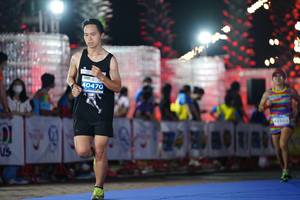 BIB: 40470
                            <button type="button" onclick="openModal(14217332)" class="btn btn-primary btn-sm float-right btn-popup" data-toggle="modal" data-target=".modal-high-quality">
                        <i class="fas fa-shopping-cart"></i> Add to Cart
                    </button>
                                            <button type="button" onclick="isThisMe(14217332, true)" class="btn btn-success btn-sm float-right btn-popup btn-isme hidden" data-toggle="tooltip" data-placement="bottom" title="นี่คือรูปของคุณใช่ไหม คลิกที่นี่เพื่อเอาเข้าอัลบั้ม">
                        <i class="fas fa-plus"></i> Add to album
                    </button>
                    <button type="button" onclick="isThisMe(14217332, false)" class="btn btn-warning btn-sm float-right btn-popup btn-isnotme hidden">
                        <i class="fas fa-ban"></i> Remove from album
                    </button>