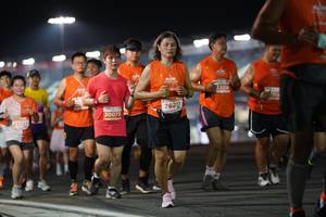 BIB: 989, 7621, 20073
                            <button type="button" onclick="openModal(13936978)" class="btn btn-primary btn-sm float-right btn-popup" data-toggle="modal" data-target=".modal-high-quality">
                        <i class="fas fa-shopping-cart"></i> Add to Cart
                    </button>
                                            <button type="button" onclick="isThisMe(13936978, true)" class="btn btn-success btn-sm float-right btn-popup btn-isme hidden" data-toggle="tooltip" data-placement="bottom" title="นี่คือรูปของคุณใช่ไหม คลิกที่นี่เพื่อเอาเข้าอัลบั้ม">
                        <i class="fas fa-plus"></i> Add to album
                    </button>
                    <button type="button" onclick="isThisMe(13936978, false)" class="btn btn-warning btn-sm float-right btn-popup btn-isnotme hidden">
                        <i class="fas fa-ban"></i> Remove from album
                    </button>