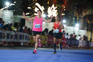 BIB: 42364, 42451
                            <button type="button" onclick="openModal(14163393)" class="btn btn-primary btn-sm float-right btn-popup" data-toggle="modal" data-target=".modal-high-quality">
                        <i class="fas fa-shopping-cart"></i> Add to Cart
                    </button>
                                            <button type="button" onclick="isThisMe(14163393, true)" class="btn btn-success btn-sm float-right btn-popup btn-isme hidden" data-toggle="tooltip" data-placement="bottom" title="นี่คือรูปของคุณใช่ไหม คลิกที่นี่เพื่อเอาเข้าอัลบั้ม">
                        <i class="fas fa-plus"></i> Add to album
                    </button>
                    <button type="button" onclick="isThisMe(14163393, false)" class="btn btn-warning btn-sm float-right btn-popup btn-isnotme hidden">
                        <i class="fas fa-ban"></i> Remove from album
                    </button>