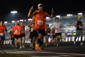 BIB: 27099
                            <button type="button" onclick="openModal(13880677)" class="btn btn-primary btn-sm float-right btn-popup" data-toggle="modal" data-target=".modal-high-quality">
                        <i class="fas fa-shopping-cart"></i> Add to Cart
                    </button>
                                            <button type="button" onclick="isThisMe(13880677, true)" class="btn btn-success btn-sm float-right btn-popup btn-isme hidden" data-toggle="tooltip" data-placement="bottom" title="นี่คือรูปของคุณใช่ไหม คลิกที่นี่เพื่อเอาเข้าอัลบั้ม">
                        <i class="fas fa-plus"></i> Add to album
                    </button>
                    <button type="button" onclick="isThisMe(13880677, false)" class="btn btn-warning btn-sm float-right btn-popup btn-isnotme hidden">
                        <i class="fas fa-ban"></i> Remove from album
                    </button>