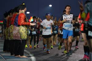 BIB: 83402, 41776
                            <button type="button" onclick="openModal(13846237)" class="btn btn-primary btn-sm float-right btn-popup" data-toggle="modal" data-target=".modal-high-quality">
                        <i class="fas fa-shopping-cart"></i> Add to Cart
                    </button>
                                            <button type="button" onclick="isThisMe(13846237, true)" class="btn btn-success btn-sm float-right btn-popup btn-isme hidden" data-toggle="tooltip" data-placement="bottom" title="นี่คือรูปของคุณใช่ไหม คลิกที่นี่เพื่อเอาเข้าอัลบั้ม">
                        <i class="fas fa-plus"></i> Add to album
                    </button>
                    <button type="button" onclick="isThisMe(13846237, false)" class="btn btn-warning btn-sm float-right btn-popup btn-isnotme hidden">
                        <i class="fas fa-ban"></i> Remove from album
                    </button>