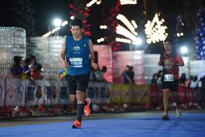 BIB: 40828
                            <button type="button" onclick="openModal(14243721)" class="btn btn-primary btn-sm float-right btn-popup" data-toggle="modal" data-target=".modal-high-quality">
                        <i class="fas fa-shopping-cart"></i> Add to Cart
                    </button>
                                            <button type="button" onclick="isThisMe(14243721, true)" class="btn btn-success btn-sm float-right btn-popup btn-isme hidden" data-toggle="tooltip" data-placement="bottom" title="นี่คือรูปของคุณใช่ไหม คลิกที่นี่เพื่อเอาเข้าอัลบั้ม">
                        <i class="fas fa-plus"></i> Add to album
                    </button>
                    <button type="button" onclick="isThisMe(14243721, false)" class="btn btn-warning btn-sm float-right btn-popup btn-isnotme hidden">
                        <i class="fas fa-ban"></i> Remove from album
                    </button>