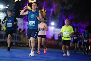 BIB: 0045, 45340
                            <button type="button" onclick="openModal(14144452)" class="btn btn-primary btn-sm float-right btn-popup" data-toggle="modal" data-target=".modal-high-quality">
                        <i class="fas fa-shopping-cart"></i> Add to Cart
                    </button>
                                            <button type="button" onclick="isThisMe(14144452, true)" class="btn btn-success btn-sm float-right btn-popup btn-isme hidden" data-toggle="tooltip" data-placement="bottom" title="นี่คือรูปของคุณใช่ไหม คลิกที่นี่เพื่อเอาเข้าอัลบั้ม">
                        <i class="fas fa-plus"></i> Add to album
                    </button>
                    <button type="button" onclick="isThisMe(14144452, false)" class="btn btn-warning btn-sm float-right btn-popup btn-isnotme hidden">
                        <i class="fas fa-ban"></i> Remove from album
                    </button>