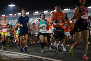 BIB: 9200, 26084, 2215
                            <button type="button" onclick="openModal(14025835)" class="btn btn-primary btn-sm float-right btn-popup" data-toggle="modal" data-target=".modal-high-quality">
                        <i class="fas fa-shopping-cart"></i> Add to Cart
                    </button>
                                            <button type="button" onclick="isThisMe(14025835, true)" class="btn btn-success btn-sm float-right btn-popup btn-isme hidden" data-toggle="tooltip" data-placement="bottom" title="นี่คือรูปของคุณใช่ไหม คลิกที่นี่เพื่อเอาเข้าอัลบั้ม">
                        <i class="fas fa-plus"></i> Add to album
                    </button>
                    <button type="button" onclick="isThisMe(14025835, false)" class="btn btn-warning btn-sm float-right btn-popup btn-isnotme hidden">
                        <i class="fas fa-ban"></i> Remove from album
                    </button>