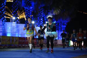 BIB: 0000, 95097, 43134, 43355
                            <button type="button" onclick="openModal(14150936)" class="btn btn-primary btn-sm float-right btn-popup" data-toggle="modal" data-target=".modal-high-quality">
                        <i class="fas fa-shopping-cart"></i> Add to Cart
                    </button>
                                            <button type="button" onclick="isThisMe(14150936, true)" class="btn btn-success btn-sm float-right btn-popup btn-isme hidden" data-toggle="tooltip" data-placement="bottom" title="นี่คือรูปของคุณใช่ไหม คลิกที่นี่เพื่อเอาเข้าอัลบั้ม">
                        <i class="fas fa-plus"></i> Add to album
                    </button>
                    <button type="button" onclick="isThisMe(14150936, false)" class="btn btn-warning btn-sm float-right btn-popup btn-isnotme hidden">
                        <i class="fas fa-ban"></i> Remove from album
                    </button>