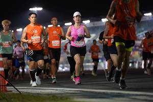 BIB: 25722, 2646, 22095, 241
                            <button type="button" onclick="openModal(13896400)" class="btn btn-primary btn-sm float-right btn-popup" data-toggle="modal" data-target=".modal-high-quality">
                        <i class="fas fa-shopping-cart"></i> Add to Cart
                    </button>
                                            <button type="button" onclick="isThisMe(13896400, true)" class="btn btn-success btn-sm float-right btn-popup btn-isme hidden" data-toggle="tooltip" data-placement="bottom" title="นี่คือรูปของคุณใช่ไหม คลิกที่นี่เพื่อเอาเข้าอัลบั้ม">
                        <i class="fas fa-plus"></i> Add to album
                    </button>
                    <button type="button" onclick="isThisMe(13896400, false)" class="btn btn-warning btn-sm float-right btn-popup btn-isnotme hidden">
                        <i class="fas fa-ban"></i> Remove from album
                    </button>