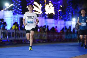 BIB: 42580, 41004
                            <button type="button" onclick="openModal(14075361)" class="btn btn-primary btn-sm float-right btn-popup" data-toggle="modal" data-target=".modal-high-quality">
                        <i class="fas fa-shopping-cart"></i> Add to Cart
                    </button>
                                            <button type="button" onclick="isThisMe(14075361, true)" class="btn btn-success btn-sm float-right btn-popup btn-isme hidden" data-toggle="tooltip" data-placement="bottom" title="นี่คือรูปของคุณใช่ไหม คลิกที่นี่เพื่อเอาเข้าอัลบั้ม">
                        <i class="fas fa-plus"></i> Add to album
                    </button>
                    <button type="button" onclick="isThisMe(14075361, false)" class="btn btn-warning btn-sm float-right btn-popup btn-isnotme hidden">
                        <i class="fas fa-ban"></i> Remove from album
                    </button>