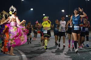 BIB: 95104, 7515
                            <button type="button" onclick="openModal(13896115)" class="btn btn-primary btn-sm float-right btn-popup" data-toggle="modal" data-target=".modal-high-quality">
                        <i class="fas fa-shopping-cart"></i> Add to Cart
                    </button>
                                            <button type="button" onclick="isThisMe(13896115, true)" class="btn btn-success btn-sm float-right btn-popup btn-isme hidden" data-toggle="tooltip" data-placement="bottom" title="นี่คือรูปของคุณใช่ไหม คลิกที่นี่เพื่อเอาเข้าอัลบั้ม">
                        <i class="fas fa-plus"></i> Add to album
                    </button>
                    <button type="button" onclick="isThisMe(13896115, false)" class="btn btn-warning btn-sm float-right btn-popup btn-isnotme hidden">
                        <i class="fas fa-ban"></i> Remove from album
                    </button>